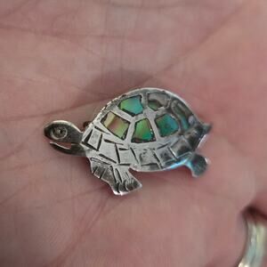Vintage Sterling Silver Mother of Pearl TURTLE Brooch Mexico